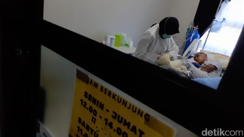 Kondisi Terkini Kompol Aditia 5 Bulan Pasca Dikeroyok di Wonogiri Kondisi Terkini Kompol Aditia 5 Bulan Pasca Dikeroyok di Wonogiri