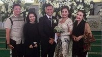 Emma dan Bagoes memiliki perbedaan usia 17 tahun. Foto: Instagram