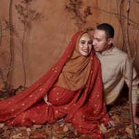 Kartika Putri sempat melakukan cek kromosom pada awal kehamilannya di Singapura usai sakit cacar. Kartika melakukannya karena merasa cemas dan ingin memastikan kondisi janinnya baik-baik saja. Foto: instagram @mariophotographie