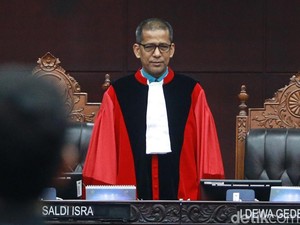 Tolak Gugatan PSI, MK Singgung soal Gugatan Batas Usia Pimpinan KPK