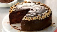 Sachertorte, kue cokelat ini masih menjadi kue coklat favorit banyak orang dan dinamai untuk Chef Franz Sacher, yang menemukan kue pada tahun 1832 ketika dia baru berusia 16 tahun.Foto: Istimewa