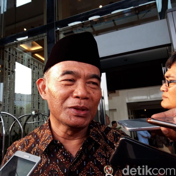 Mendikbud Muhajir Effendy