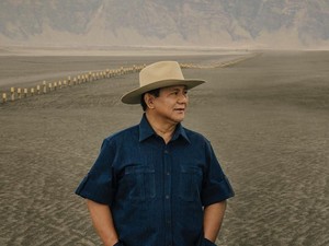 Prabowo: Kalau Diimbau Kerja di Rumah Jangan ke Pantai, Kita Tak Mau Otoriter