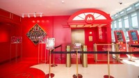 Setelah melewati Pass Go, pengunjung akan sampai di Kota Monopoly.(monopolydreams.com)
