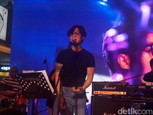 Dikta Project Meriahkan Penjualan Perdana Oppo Reno2 F di Surabaya