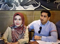 Dituding Cari Pamor, Medina Zein: Jangan Nuduh yang Nggak-nggak
