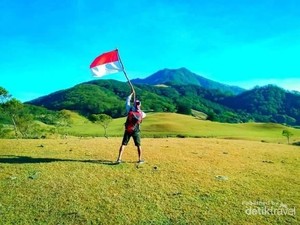Mendaki Gunung Ini, Harus Ritual Membakar Kemenyan-Rokok Dulu