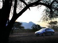 Toyota Corolla Altis Hybrid, Sedan Legendaris yang Irit BBM