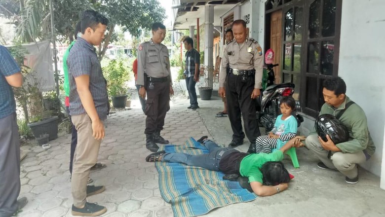 Ibu yang Ajak Anaknya Bunuh Diri di Blitar Depresi Ditinggal Mati Suami Ibu yang Ajak Anaknya Bunuh Diri di Blitar Depresi Ditinggal Mati Suami