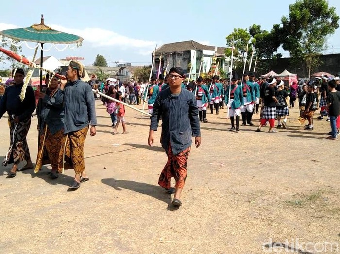 Tradisi saparan bekakak Gamping Sleman, (18/10/2019).