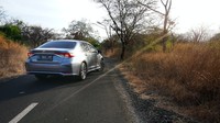 Soal kenyamanan All New Corolla Altis Hybrid tidak perlu diragukan lagi. Mungkin tidak akan salah jika detikcom mengatakan mobil asal Jepang ini sungguh sangat nyaman, bahkan terasa layaknya menunggangi mobil kelas atas seperti camry. Pool/Toyota.