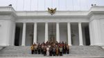 Jokowi Foto Bareng JK hingga Menteri Kabinet Kerja di Istana
