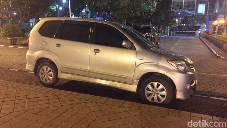 Mobil yang Seruduk Penyidik saat OTT Wali Kota Medan Disita KPK Mobil yang Seruduk Penyidik saat OTT Wali Kota Medan Disita KPK