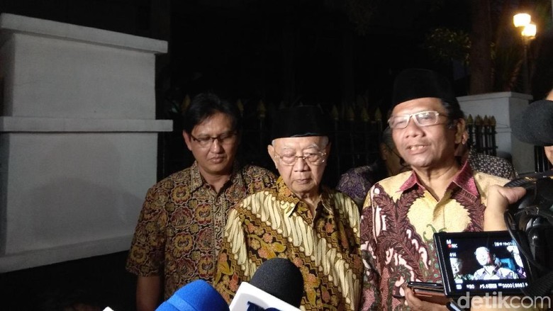 Mahfud Md: JK Sinergi Baik dengan Jokowi, Indonesia di Jalan yang Selamat Mahfud Md: JK Sinergi Baik dengan Jokowi, Indonesia di Jalan yang Selamat