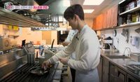 5 Idol Korea Ini Tampan dan Jago Masak, Hati-hati Kepincut!