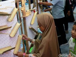 Akhir Pekan, Pengunjung Padati Orbit Habibie Festival