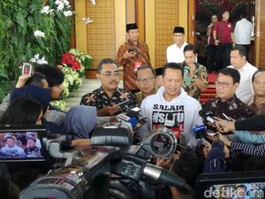 Bamsoet ke Calon Menteri: Kerja Keras Agar Presiden Tak Dikritik