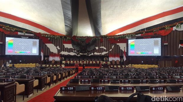 Serba-serbi Jelang Pelantikan Jokowi: Aparat Berjaga, DPR Bersolek 
