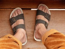 Produsen Sandal Asal Jerman Birkenstock Bakal Melantai di Bursa AS