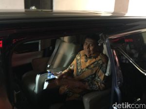 Usai Silaturahmi di Kemenkopolhukam, Wiranto Kembali ke RSPAD