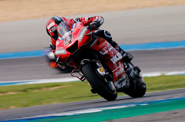 Motorcycling - MotoGP - Thailand Grand Prix - Chang International Circuit, Buriram, Thailand - October 6, 2019.  Mission Winnow Ducati Corses Danilo Petrucci in action during the race. REUTERS/Soe Zeya Tun