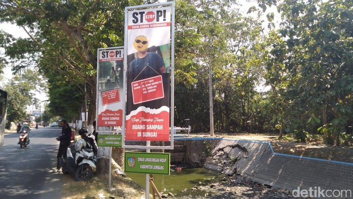 Kepergok Buang Sampah Di Sungai Jombang Siap Siap Foto Anda Dipajang