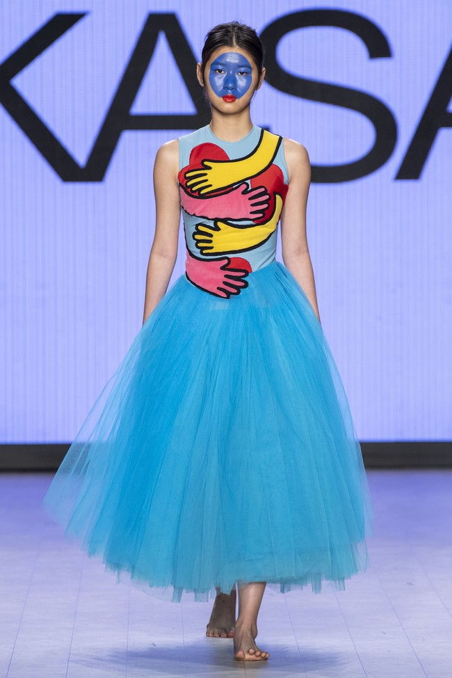 Koleksi mengangkat isu autisme yang memang menjadi perhatian khusus bagi wanita berusia 35 tahun ini. Foto: Dok. Diana Rikasari