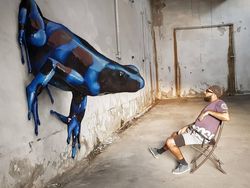 Keren! Seniman Sulap Bangunan Tua dengan Seni Grafiti 3D