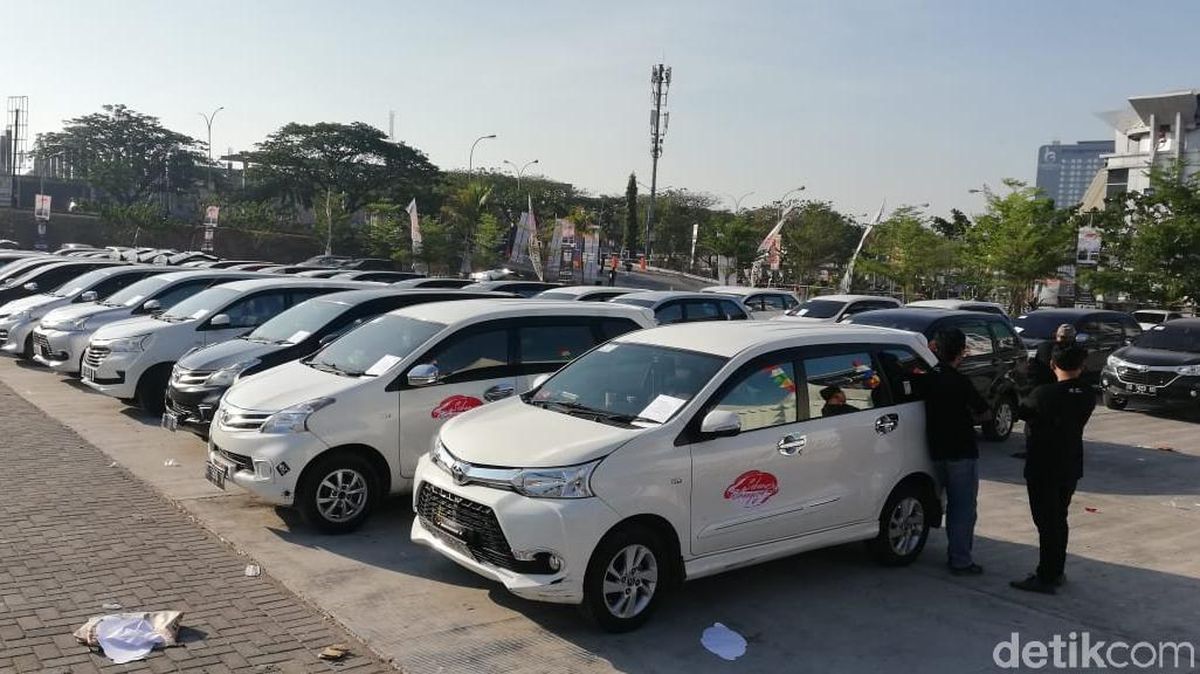 Daftar Harga Toyota Avanza Bekas