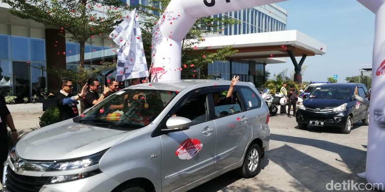 Toyota Avanza Sebangsa Makassar. Foto: Rizki Pratama Toyota Avanza Sebangsa Makassar. Foto: Rizki Pratama