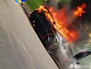 5 Penyebab Mobil Terbakar Sendiri