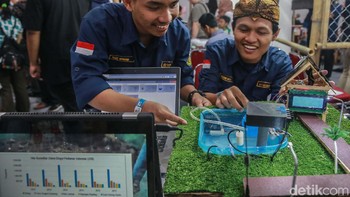 Berbagai teknologi dari yang sederhana, purwarupa hingga yang rumit dapat dilihat di sini.