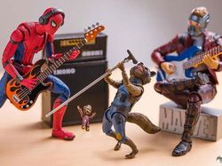 Kocak, Begini Kehidupan Sehari-hari Para Superhero