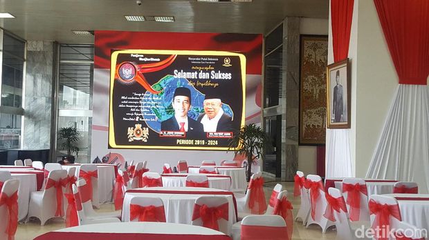 Kompleks Parlemen Mulai Bersolek Jelang Pelantikan Presiden-Wapres