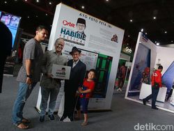 Akhir Pekan, Pengunjung Padati Orbit Habibie Festival