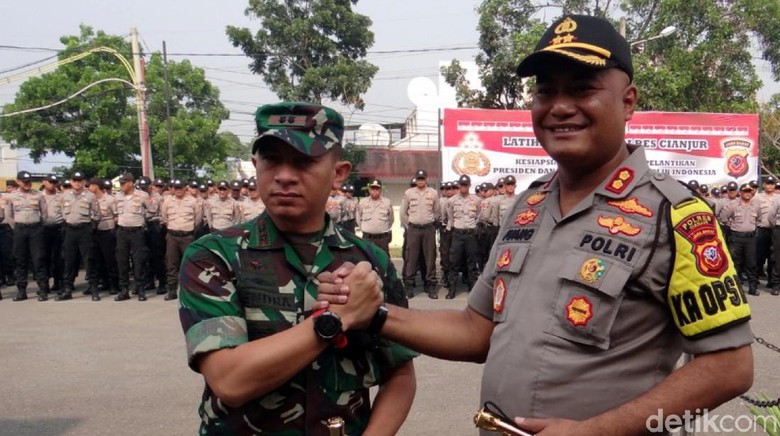 Cianjur-Sukabumi Apel Gabungan Jelang Pelantikan Presiden Cianjur-Sukabumi Apel Gabungan Jelang Pelantikan Presiden
