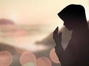 Bacaan Maulid Ad Diba Lengkap Cara Membaca dan Keutamaannya