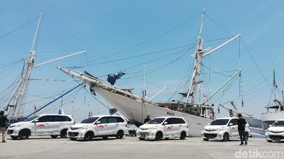Pencinta Avanza-Veloz Jelajah Kota Makassar