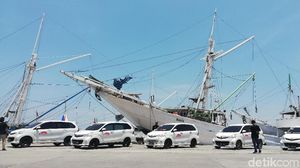 Pencinta Avanza-Veloz Jelajah Kota Makassar