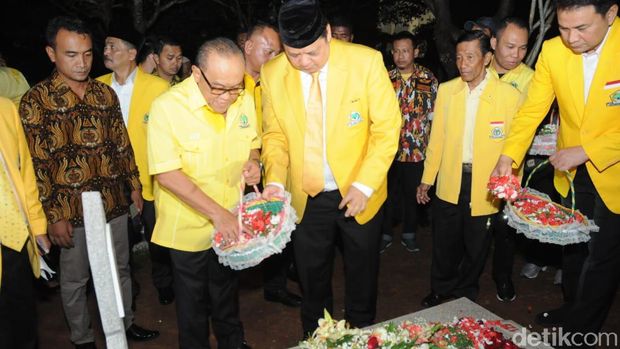 Peringati HUT ke-55, Golkar Gelar Renungan Suci di TMP Kalibata