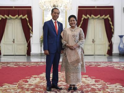 Potret Presiden Jokowi Bersama Ibu Negara Jelang Pelantikan
