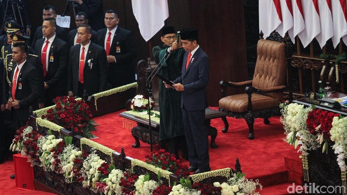 Pelantikan Presiden dan Wakil Presiden 2019-2024 sukses digelar. Yuk, lihat lagi momen bersejarah tersebut.