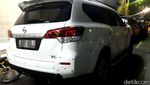 Ini Penampakan Mobil B 1 RI Bermuatan Parang yang Diamankan Polisi