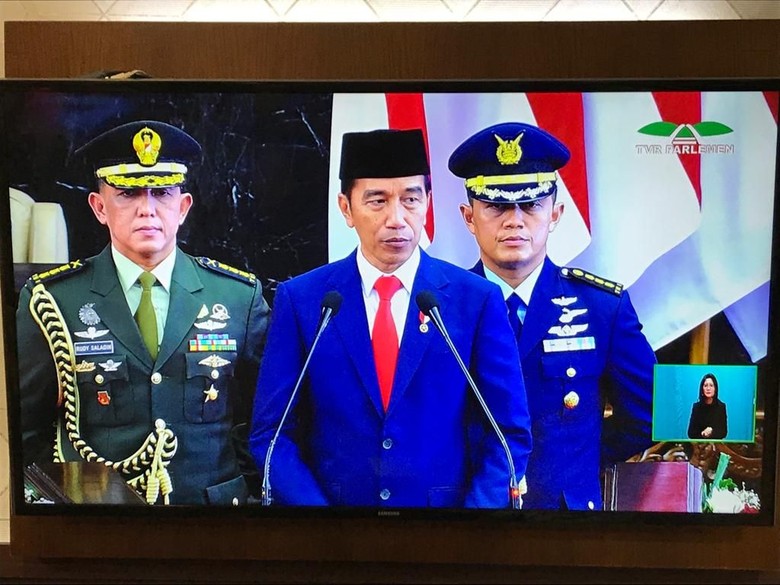 Jokowi: Tak Ada Ampun untuk Menteri Tak Serius, Pasti Saya Copot Jokowi: Tak Ada Ampun untuk Menteri Tak Serius, Pasti Saya Copot