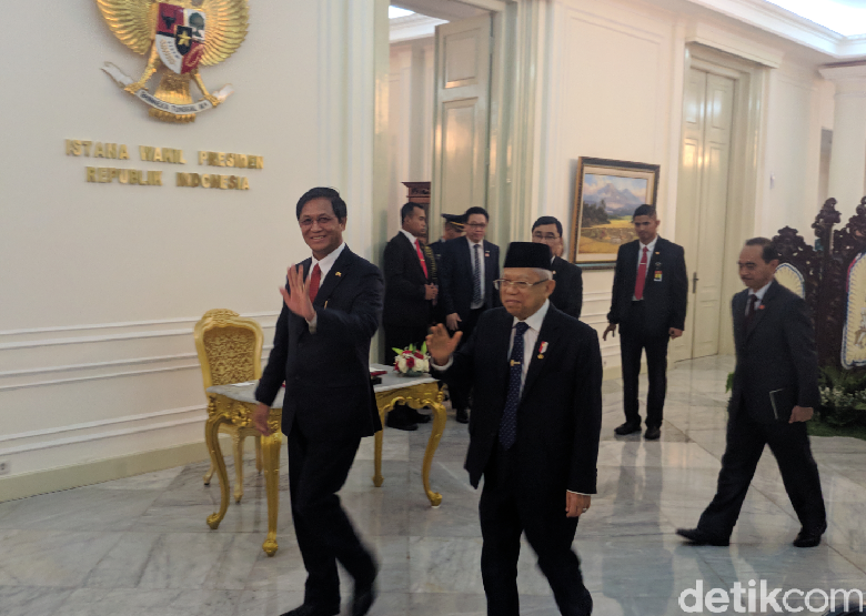 Terima 3 Pimpinan Negara, Maruf Amin: Mereka Ingin Berkenalan Terima 3 Pimpinan Negara, Maruf Amin: Mereka Ingin Berkenalan