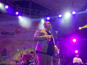 Andmesh Sihir Pengunjung Avanza-Veloz Sebangsa Makassar