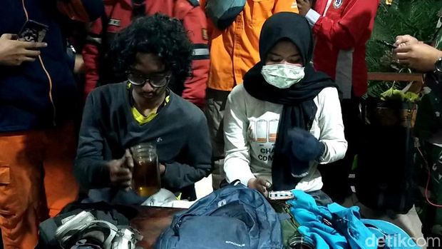 Rasa syukur 4 pendaki yang berhasil dievakuasi dari terbakarnya gunung ranti