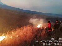Rinjani dan Tambora Sedang Berduka