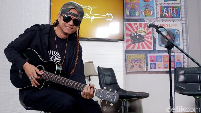 Mengantar Wahyu Selow Jalani Kencan di Harmoni