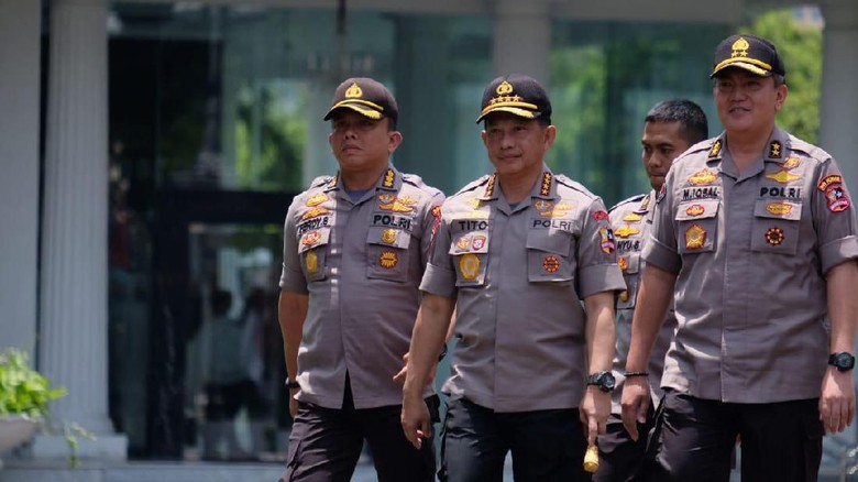 Dipanggil Jokowi untuk Jadi Menteri? Tito Karnavian: Saya Belum Tahu Dipanggil Jokowi untuk Jadi Menteri? Tito Karnavian: Saya Belum Tahu